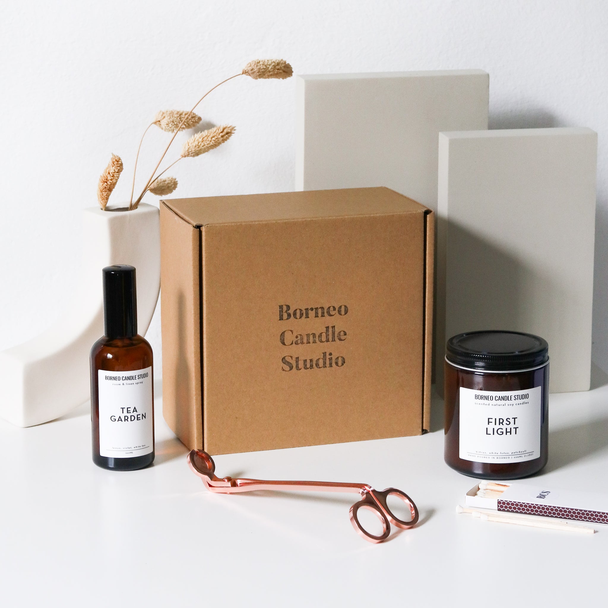 Borneo Candle Studio has candle gift set service in Malaysia that can be customised to include scented candles, candle accessories, room & linen spray.
